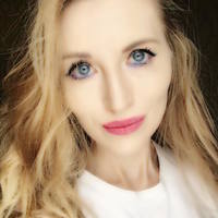 Lesley S